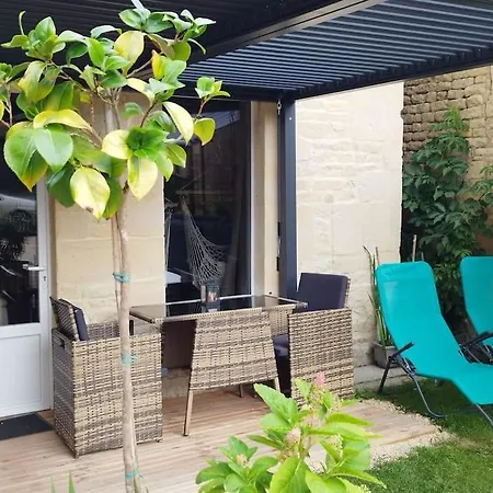 Дом отдыха Bulles Et Belle Etoile Proche De Caen Sainte-Croix-Grand-Tonne